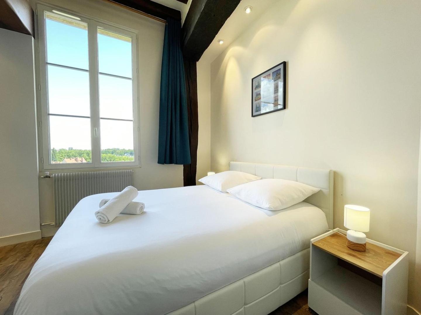 L'Horizon - Entree Independante - Parking Apartment Chartres Bagian luar foto